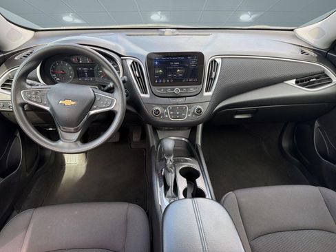 Used 2024 Chevrolet Malibu LT FWD image 16