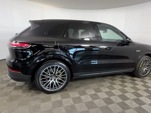 Used 2021 Porsche Cayenne E-Hybrid AWD/4WD image 4