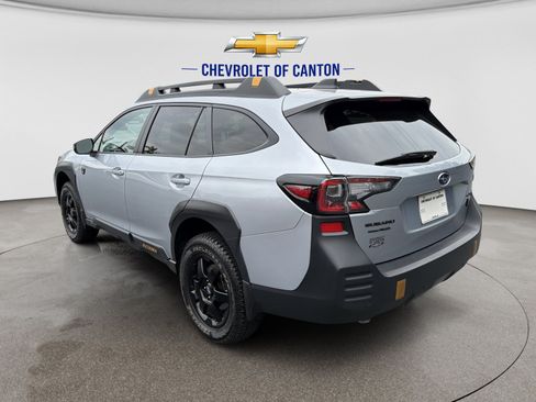 Used 2025 Subaru Outback Wilderness w/ Wilderness Package AWD/4WD image 7