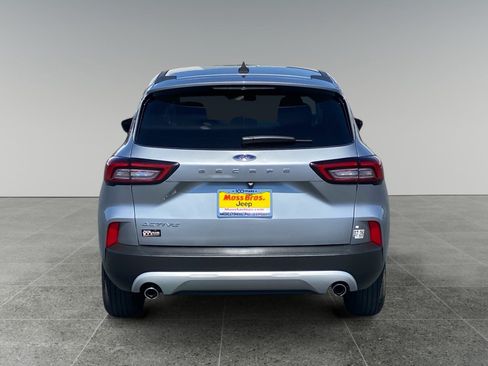Used 2024 Ford Escape Active FWD image 4