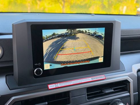 New 2026 Toyota 4Runner SR5 AWD/4WD image 19