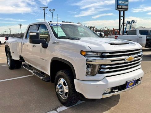 Used 2020 Chevrolet Silverado 3500 High Country image 7