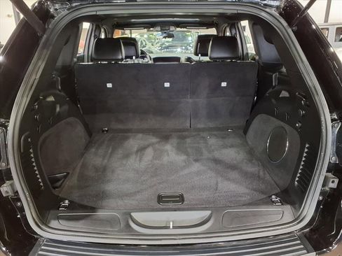 Certified 2021 Jeep Grand Cherokee Laredo X image 22