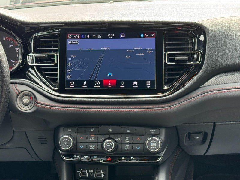 Used 2025 Dodge Durango GT AWD/4WD image 16