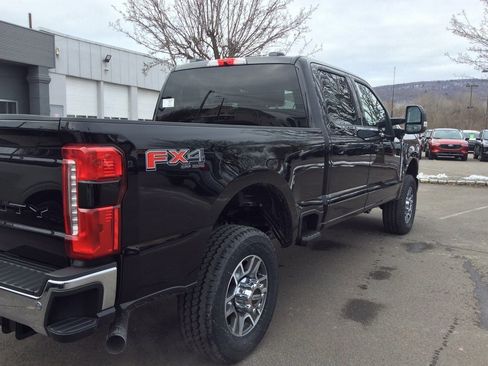 New 2026 Ford F350 Lariat w/ FX4 Off-Road Package image 18
