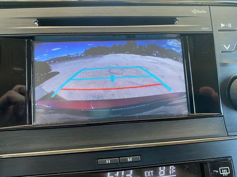 Used 2015 Toyota Avalon XLE FWD image 23