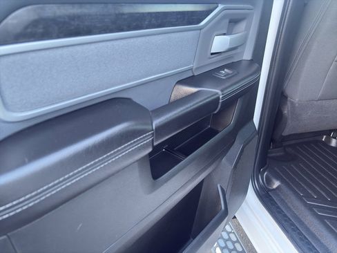 Used 2020 RAM 2500 Big Horn w/ Level 1 Equipment Group image 17