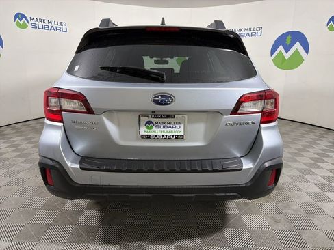Used 2019 Subaru Outback 2.5i Limited w/ Popular Package #2 image 5