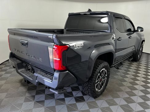 Used 2026 Toyota Tacoma TRD Sport AWD/4WD image 5