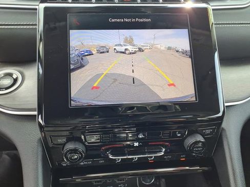 Certified 2022 Jeep Grand Cherokee L Limited image 22