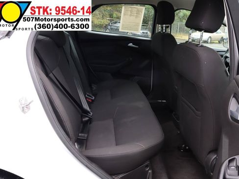 Used 2017 Ford Focus SE FWD image 13