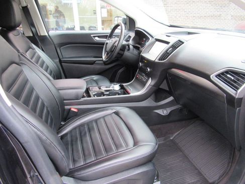 Used 2020 Ford Edge SEL w/ Convenience Package image 33