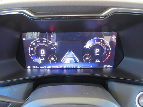 Used 2024 Chevrolet Colorado Z71 w/ Z71 Convenience Package 2 image 18