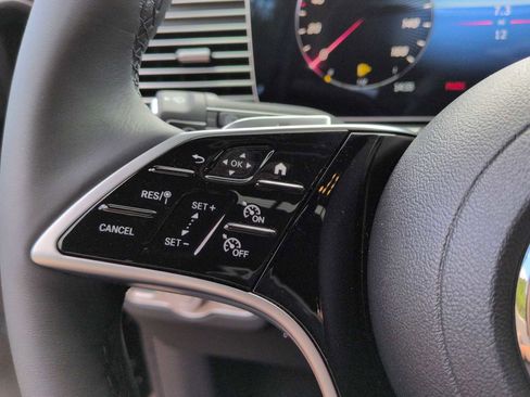 Used 2025 Mercedes-Benz GLE 350 4MATIC image 26