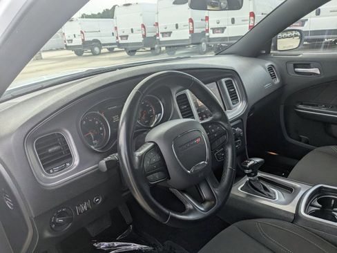 Used 2023 Dodge Charger SXT RWD image 10