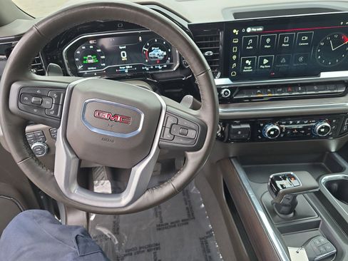 Used 2024 GMC Sierra 1500 SLT w/ SLT Premium Package image 18