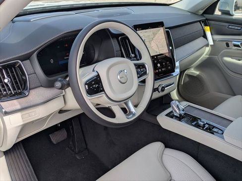 New 2026 Volvo XC90 T8 Ultra w/ Protection Package Premier AWD/4WD image 6