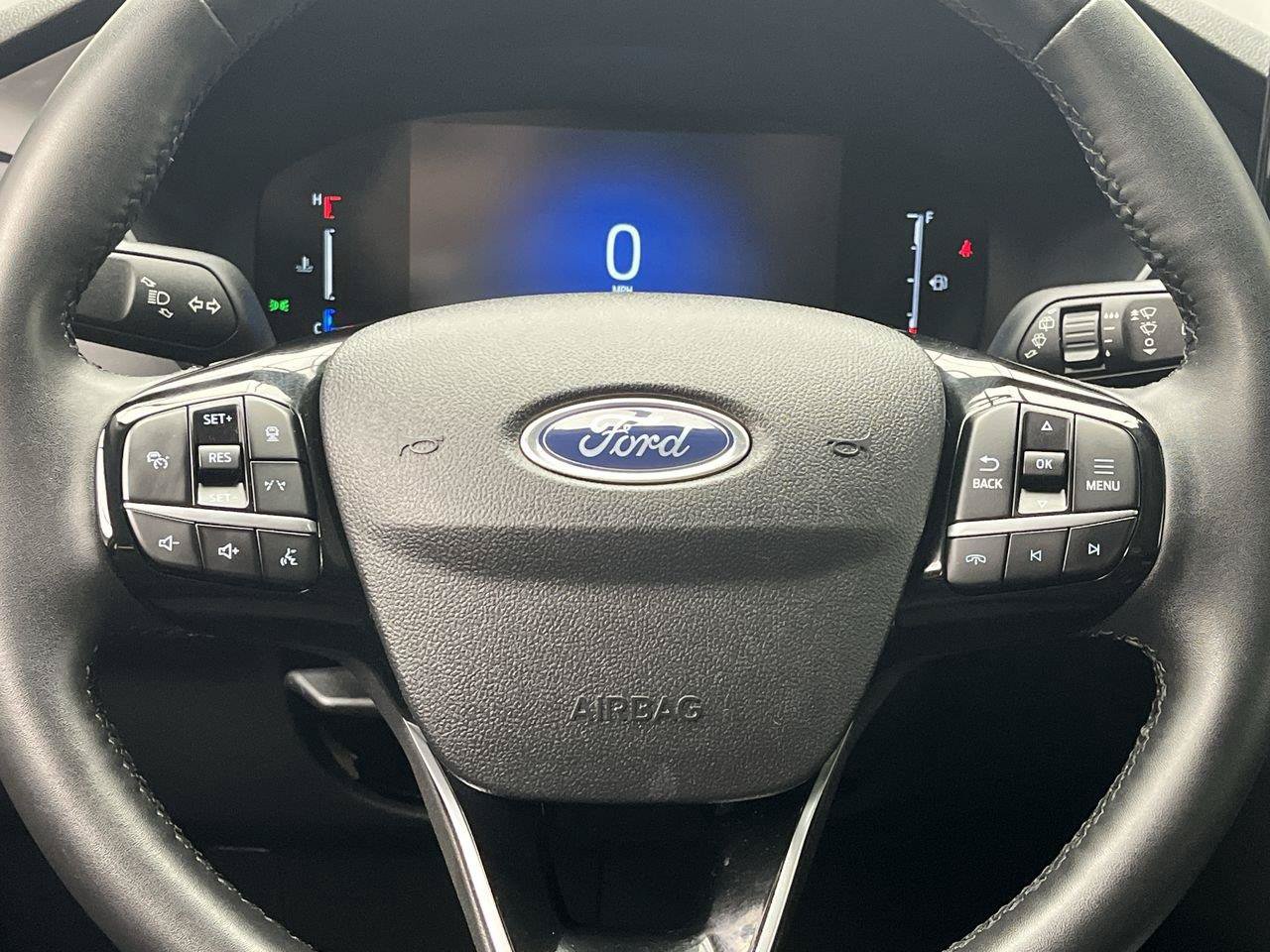 Used 2023 Ford Escape Active w/ Tech Pack #1 AWD/4WD image 15