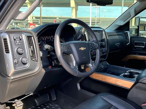 Used 2017 Chevrolet Silverado 2500 LTZ w/ Duramax Plus Package image 17