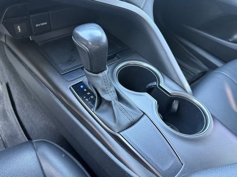 Used 2021 Toyota Camry SE image 20