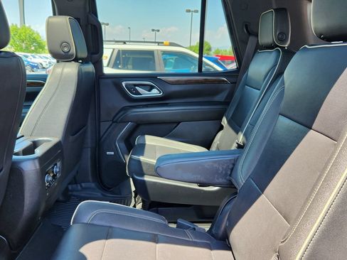 Used 2022 Chevrolet Tahoe Premier AWD/4WD image 10