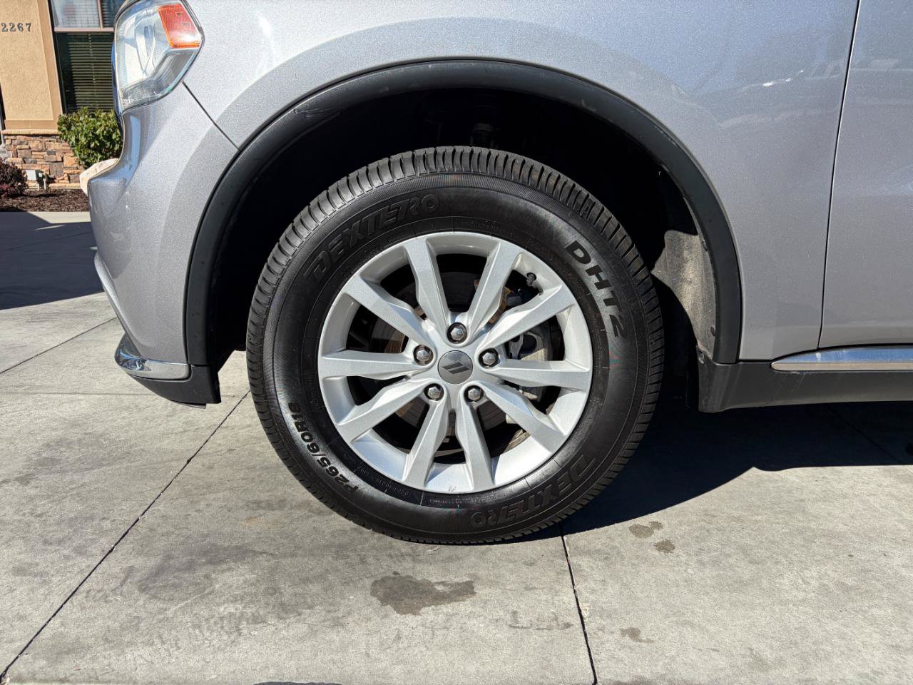 Used 2020 Dodge Durango SXT w/ 3rd Row Seating Group AWD/4WD image 23