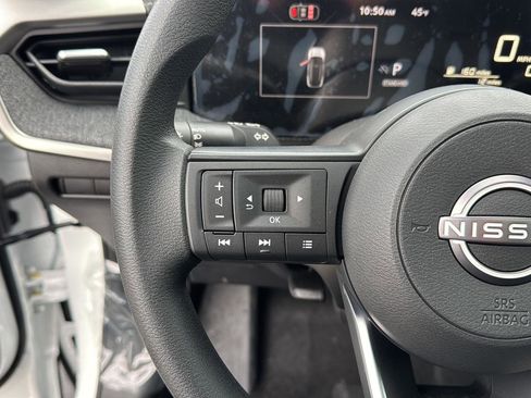 New 2026 Nissan Kicks SV w/ SV Premium Package image 18