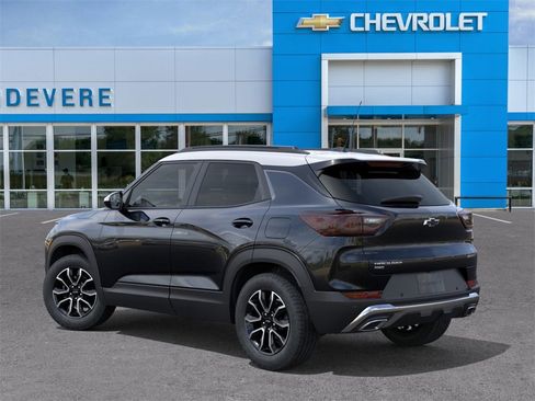 New 2026 Chevrolet TrailBlazer ACTIV w/ Convenience Package image 3