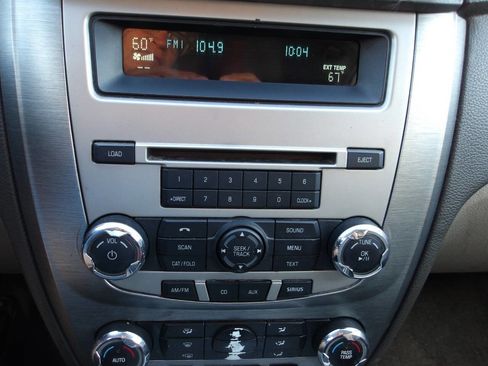 Used 2010 Mercury Milan Premier FWD image 12