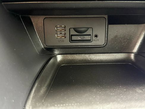 Used 2017 MAZDA MAZDA3 Sport w/ Preferred Equipment Package image 34