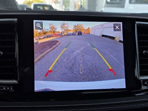 New 2026 Chrysler Pacifica Select FWD image 21