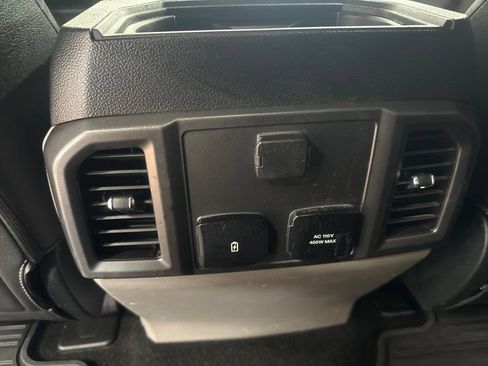 Used 2019 Ford F150 XLT w/ Equipment Group 302A Luxury AWD/4WD image 14