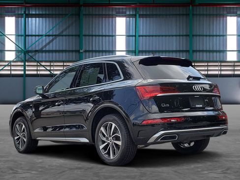 Used 2023 Audi Q5 2.0T Premium Plus w/ Premium Plus Package AWD/4WD image 3