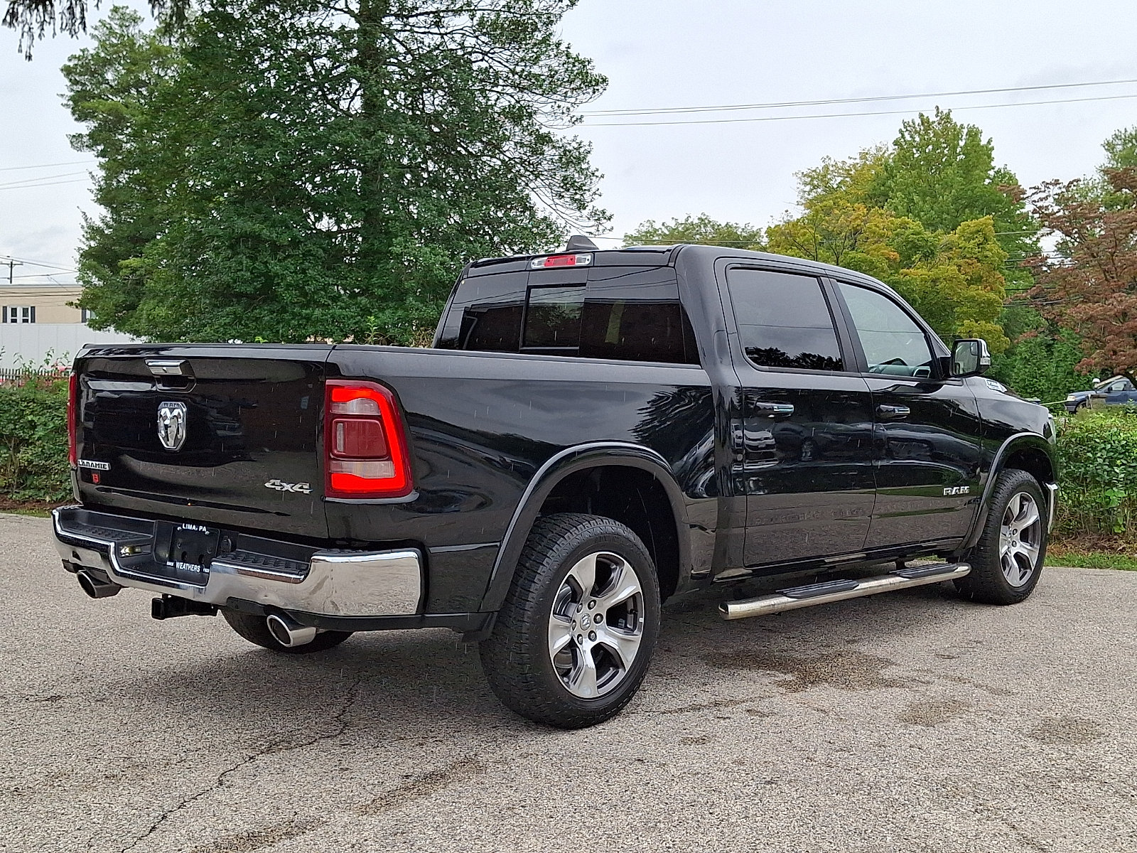Used 2019 RAM 1500 Laramie AWD/4WD image 6