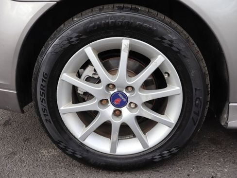 Used 2005 Saab 9-3 Arc image 41