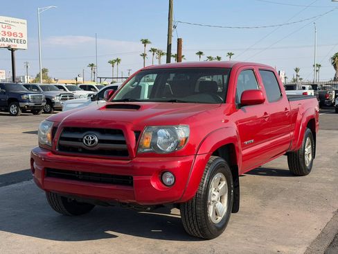 Used 2010 Toyota Tacoma 4x4 Double Cab w/ TRD Sport Pkg w/JBL Audio image 2