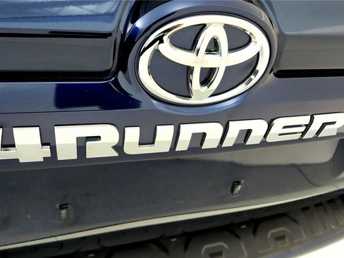 Certified 2022 Toyota 4Runner TRD Sport image 25