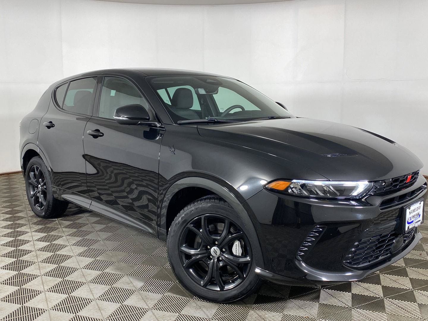 Used 2024 Dodge Hornet R/T w/ R/T Blacktop Package AWD/4WD image 1