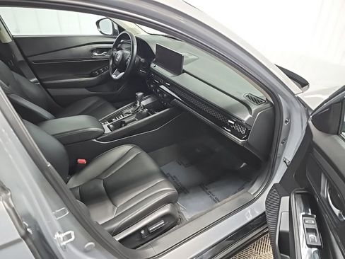 Used 2025 Honda Accord Touring image 16