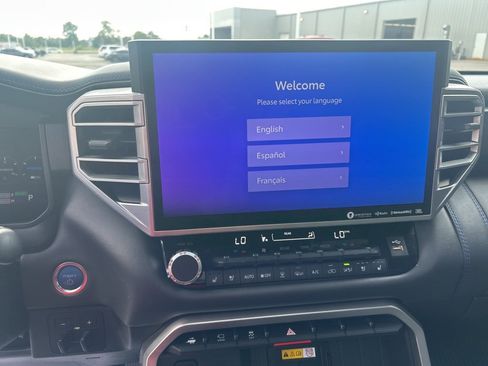 Used 2023 Toyota Sequoia Platinum image 16