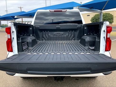 Used 2021 Chevrolet Silverado 1500 Custom RWD image 34