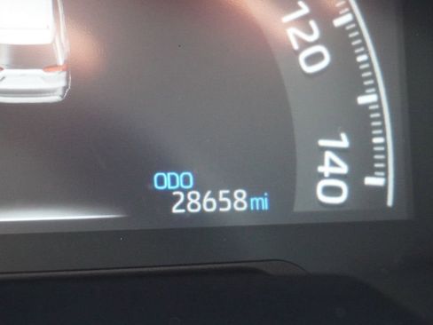 Certified 2024 Toyota RAV4 LE FWD image 9