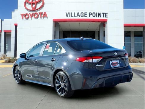 Certified 2026 Toyota Corolla SE image 3