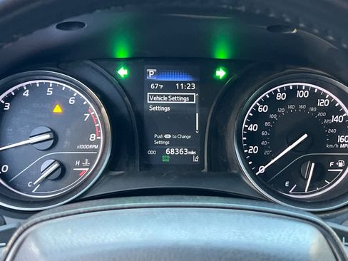 Used 2022 Toyota Camry SE image 24