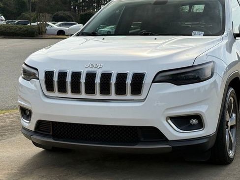 Used 2019 Jeep Cherokee Limited image 10