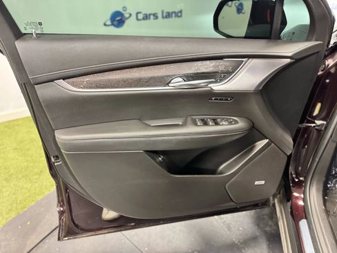 Used 2020 Cadillac XT6 Sport image 12