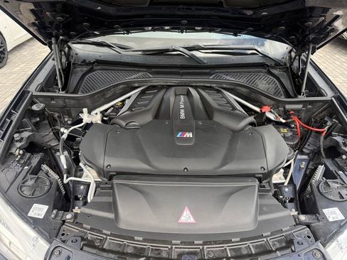 Used 2018 BMW X5 M AWD/4WD image 47
