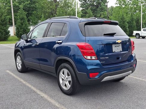 Used 2019 Chevrolet Trax LT w/ Sun & Sound Package AWD/4WD image 6