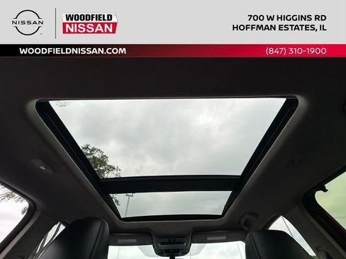 Certified 2025 Nissan Rogue SV w/ SV Premium Package AWD/4WD image 30