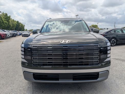 Used 2026 Hyundai Palisade SEL Premium FWD image 3